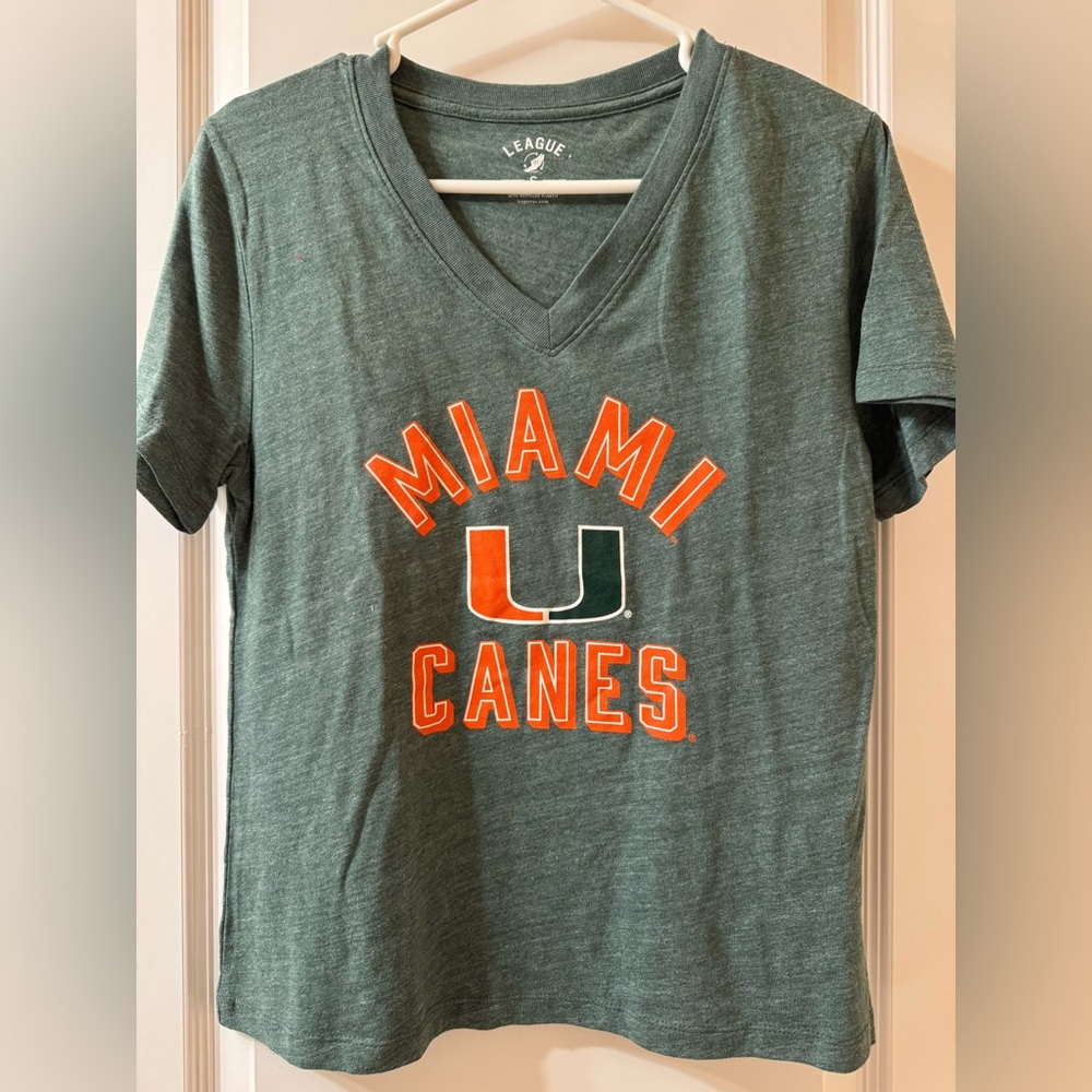 NWT Miami Hurricanes Green V-Neck T-Shirt with Orange and White Accents Size S
